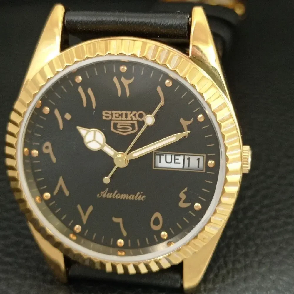 Vintage 1986 Seiko Automatic Mens Gold Watch W/daydate & Gold accents